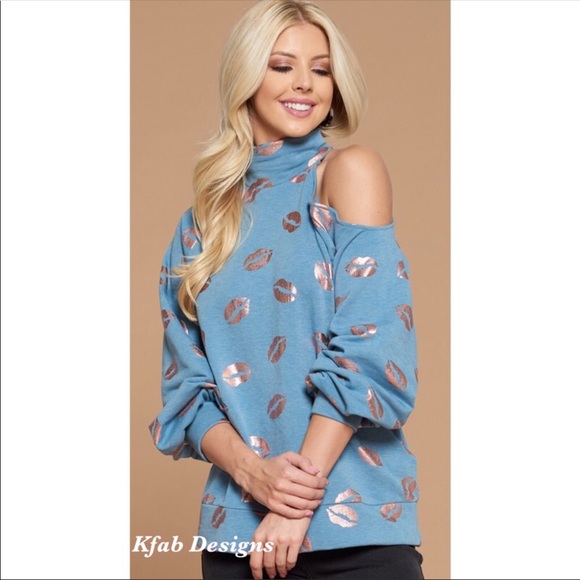 B16💙Gorgeous💙Soft lip-print sweater- WOW! Details!🌟 - Picture 4 of 6